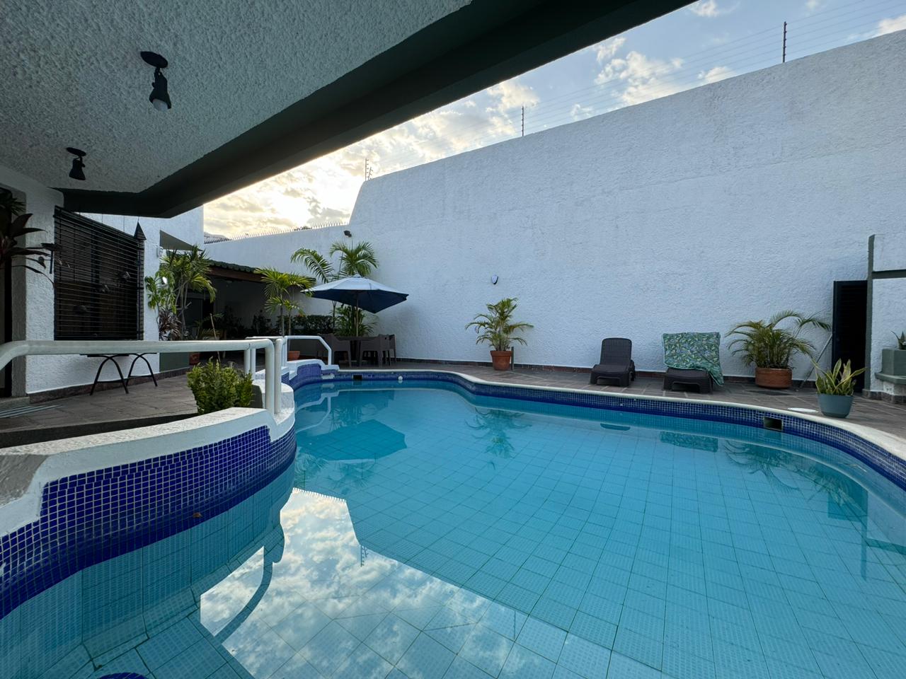 Home in Gated Community Prebo III - Espectacular Casa en Prebo III